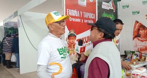 PEPE D’SOUZA AGRADECE A RENÉ CHÁVEZ POR APOYO A EMPRENDEDORES