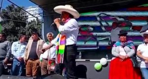 PUCALLPINOS RECIBIERON CON ENTUSIASMO A ROBERTO SÁNCHEZ