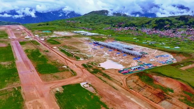 Más retraso en Aeropuerto de Chinchero en Cusco: Contratista pretende ampliar plazo de culminación por dos años más