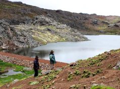Sabiduría ancestral siembra el agua en las alturas: resistencia andina en la cordillera Chonta