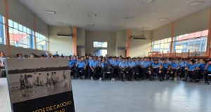 TRILOGÍA SOBRE CAUCHO RECORRE COLEGIOS DE LORETO