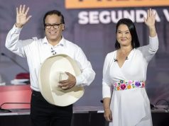 EL SOMBRERO GANÓ AL KIMONO…