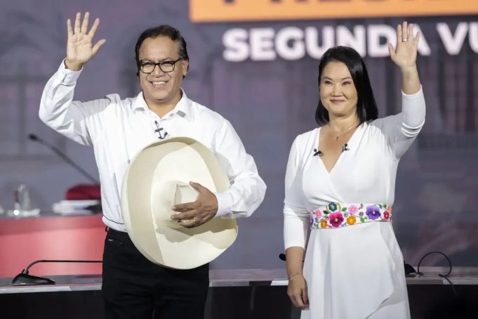 NOTA 1 KEIKO Y SÁNCHEZ