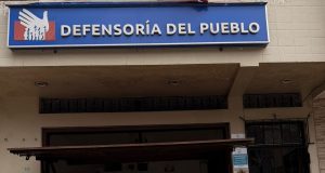 DEFENSORÍA RECIBE DENUNCIA POR FONDO DE DESARROLLO SOCIAL DE PUINAHUA