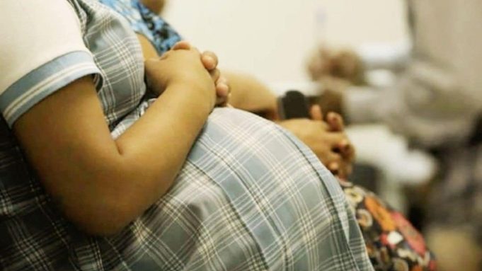 Madres adolescentes en Arequipa: Majes y Cerro Colorado encabezan lista en lo que va de 2026