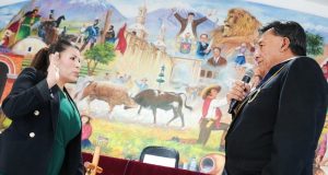 Aprueban licencia de alcaldesa de Arequipa para postular en elecciones de octubre