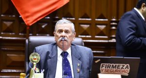 ROSPIGLIOSI RETROCEDIÓ: BALCÁZAR SEGUIRÁ COMO PRESIDENTE HASTA EL 28 DE JULIO