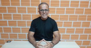 “QUIERO LLEVAR DECENCIA A LA POLÍTICA”: ODONTÓLOGO LUIS AGUILAR POSTULA EN APP