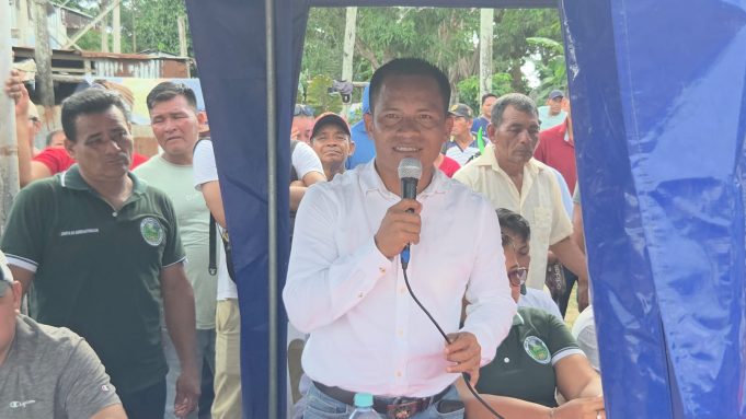 NOTA 4 GIORDANO MENDOZA - ALCALDE DE PUINAHUA