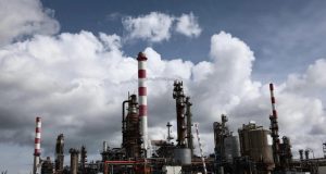 PETRÓLEO SUPERA LOS US$100 POR PRIMERA VEZ DESDE MAYO