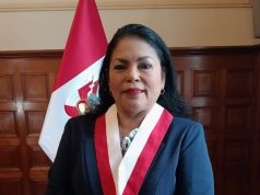 DIPUTADA AZUCENA ISLA AL JURAMENTAR: