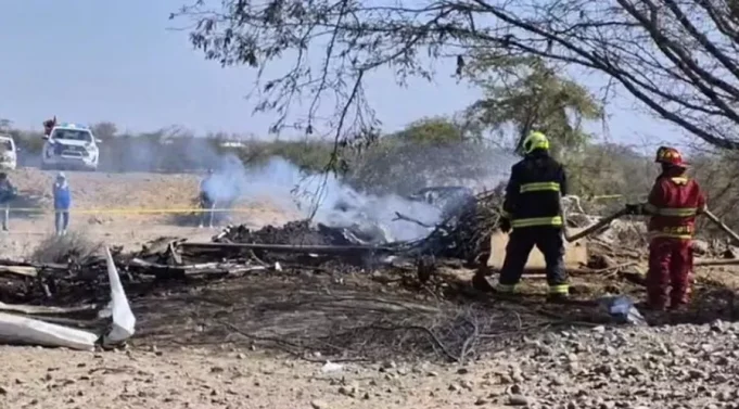 Avioneta que sobrevolaba Líneas de Nasca se estrelló en Ica y mueren sus 13 pasajeros
